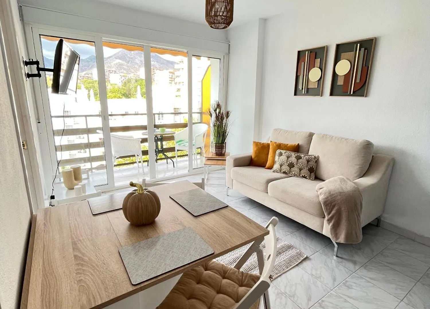 Apartamento Benalmadena Beachside Sunshine Flat 0*,  España